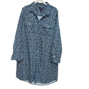 Land’s End 100% Cotton Gown Blue White Floral Long Sleeve Large 12-14